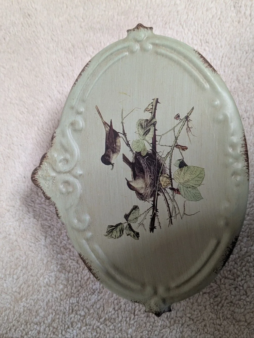 Vintage small metal storage trinket jewelry box bird nest design